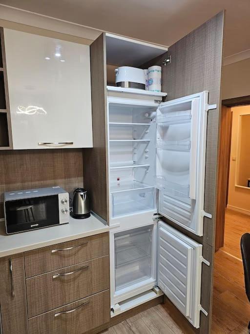 Serenity In The Heart Of Varna With Parking Exterior foto